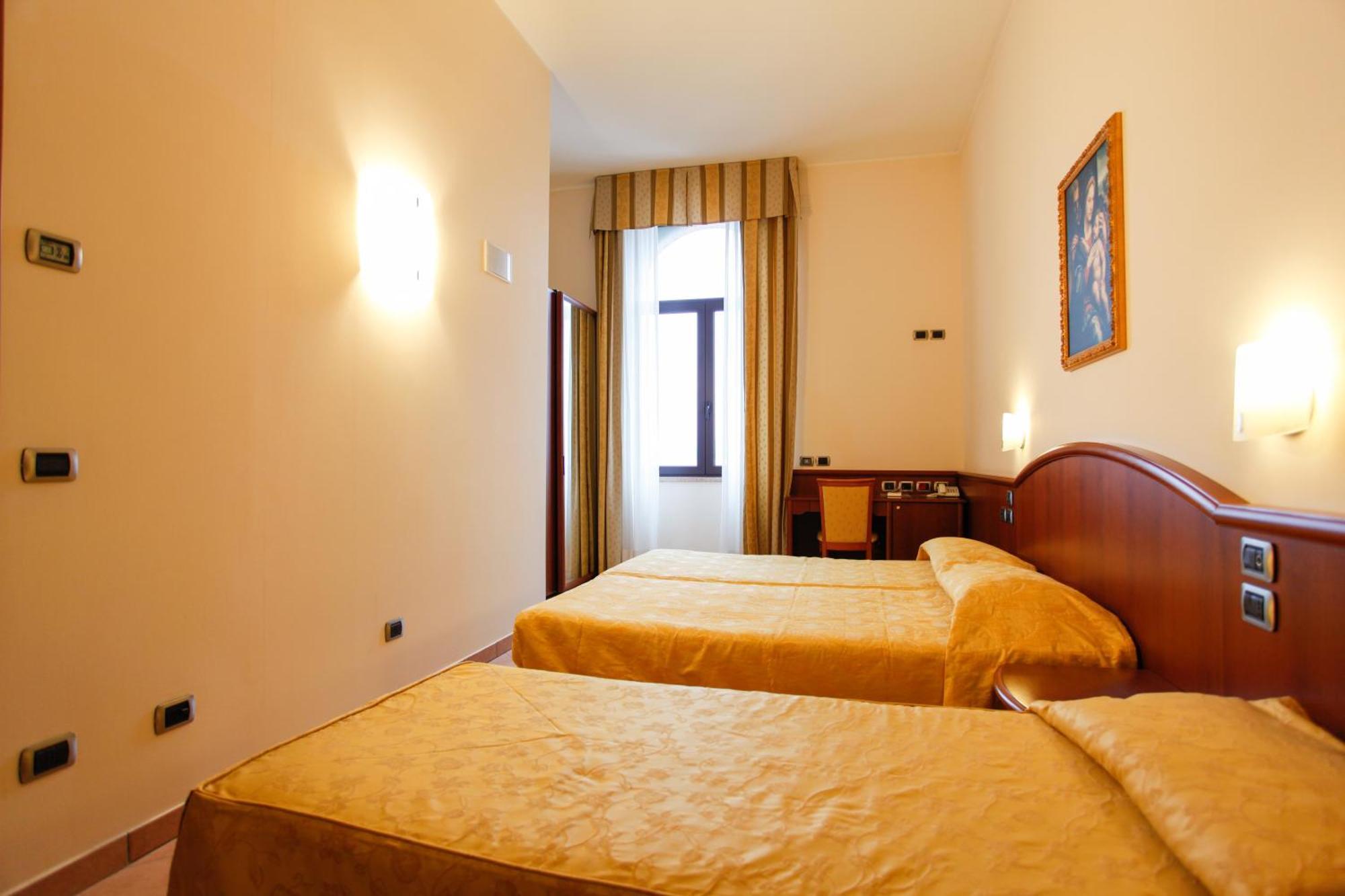 Superior Triple Room,1024916233:JPEG
